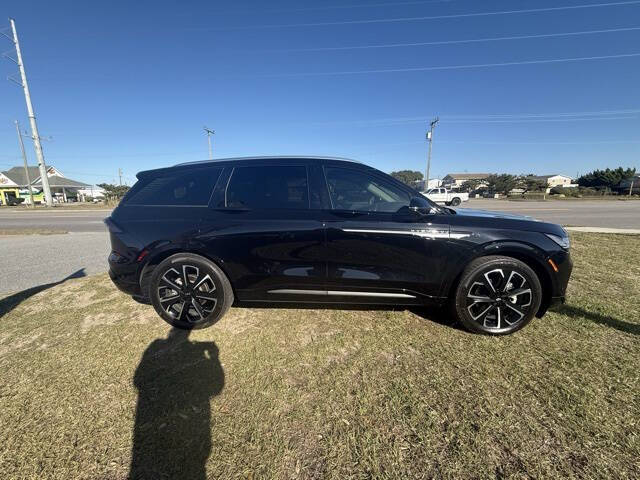 2024 Lincoln Nautilus Hybrid Reserve