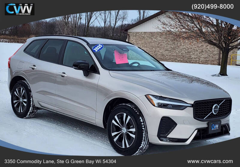 2025 Volvo XC60 B5 Core Dark Theme