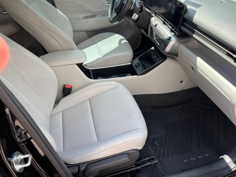2024 Hyundai Kona Limited