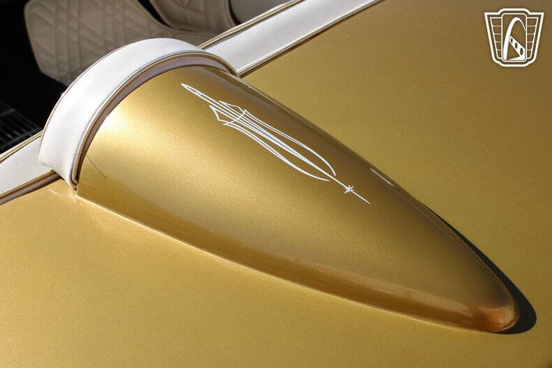 1957 Ford Thunderbird
