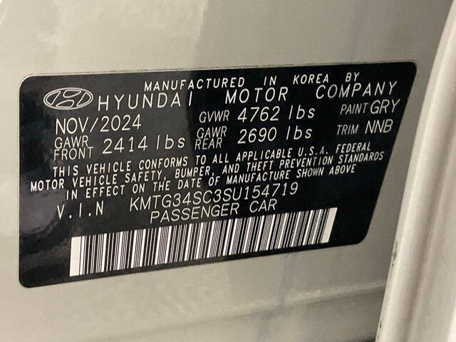 2025 Genesis G70