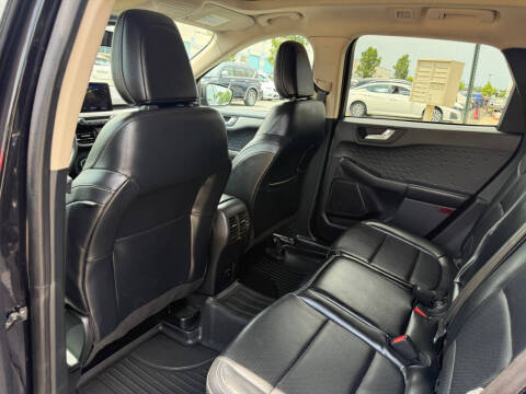 2020 Ford Escape SEL