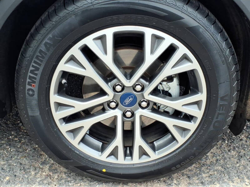 2020 Ford Escape SEL