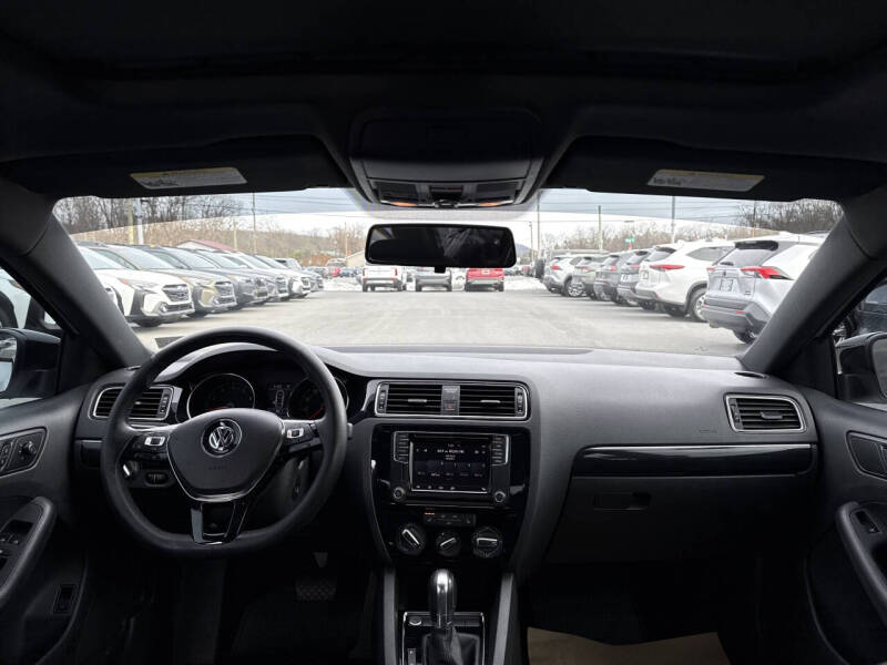 2018 Volkswagen Jetta 1.8T SE Sport