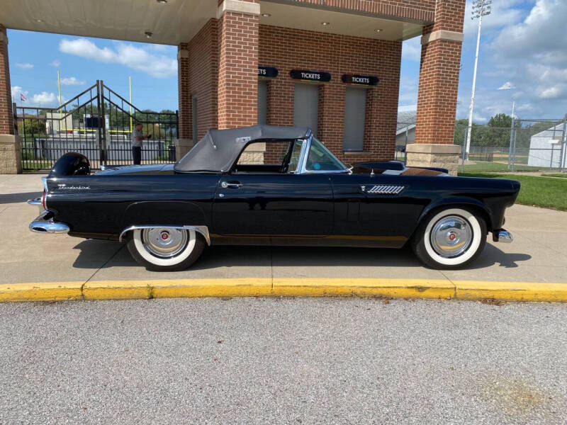 1956 Ford Thunderbird