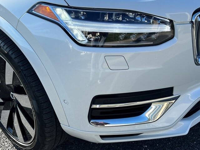 2023 Volvo XC90 Recharge T8 Ultimate Bright Theme 6P
