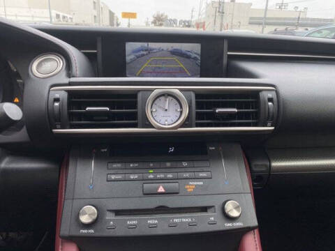 2016 Lexus RC 200t