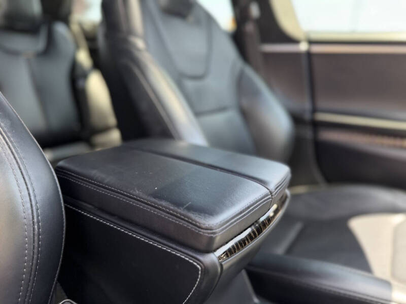 2016 Tesla Model S 75D