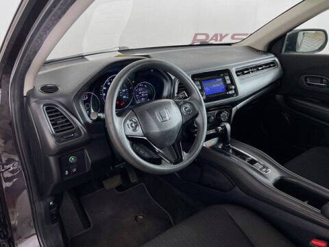 2017 Honda HR-V LX