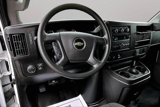 2024 Chevrolet Express 2500