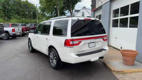 2017 Lincoln Navigator Select