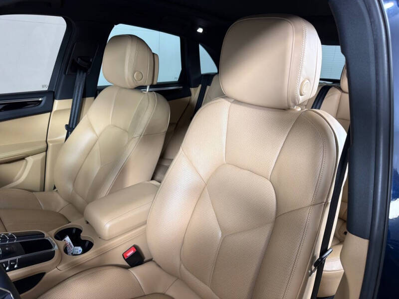 2018 Porsche Macan S