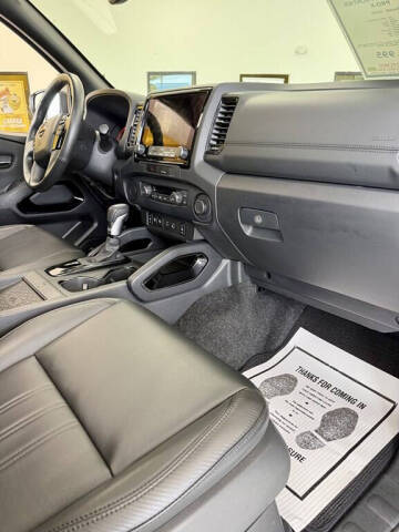 2022 Nissan Frontier S