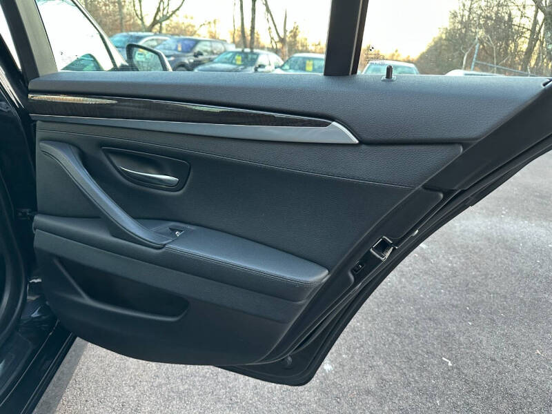 2015 BMW 5 Series 528i xDrive