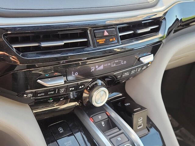 2024 Acura MDX w/Tech
