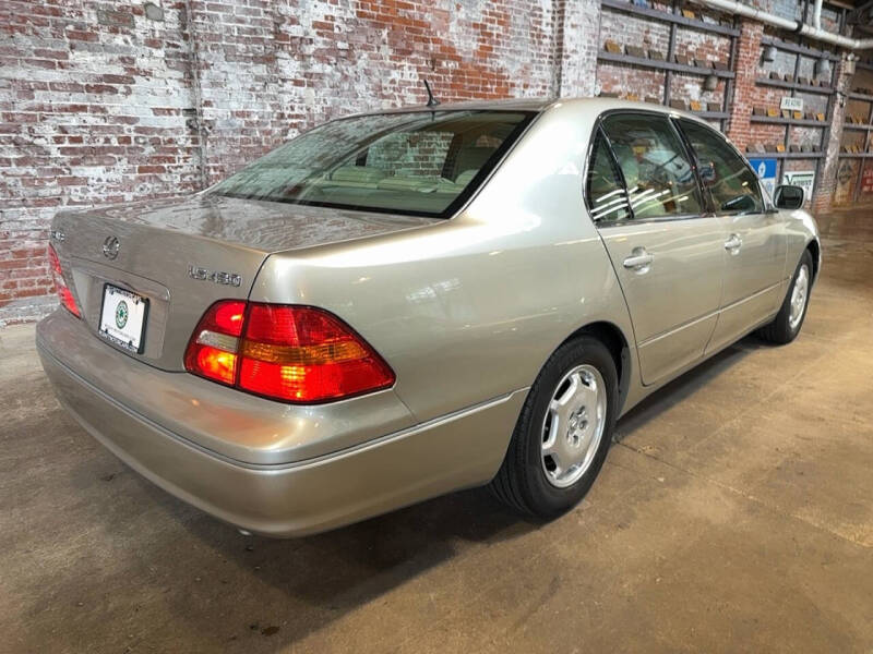 2002 Lexus LS 430