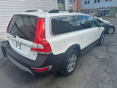 2015 Volvo XC70 T5 Drive-E Premier