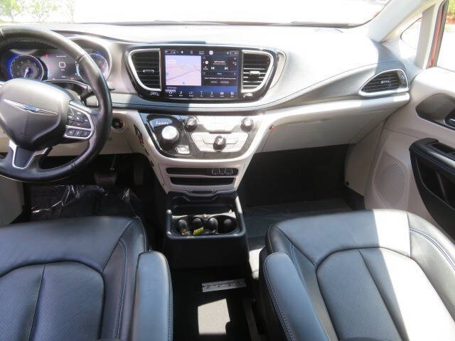 2021 Chrysler Pacifica Touring L