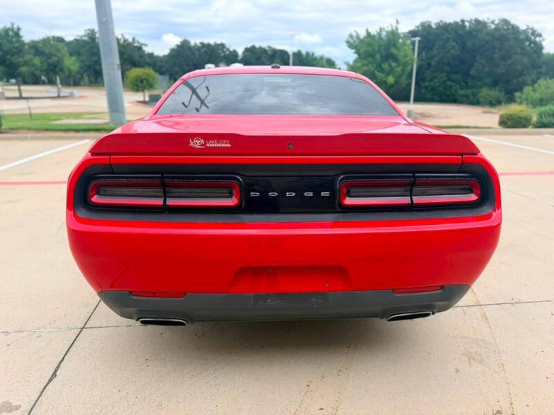 2018 Dodge Challenger SXT