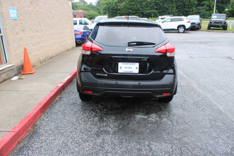 2020 Nissan Kicks S