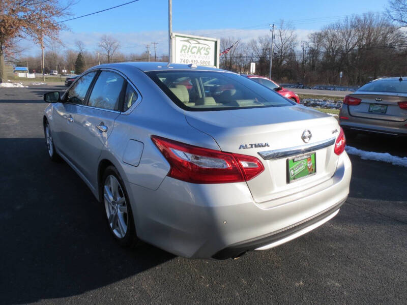 2016 Nissan Altima 3.5 SL