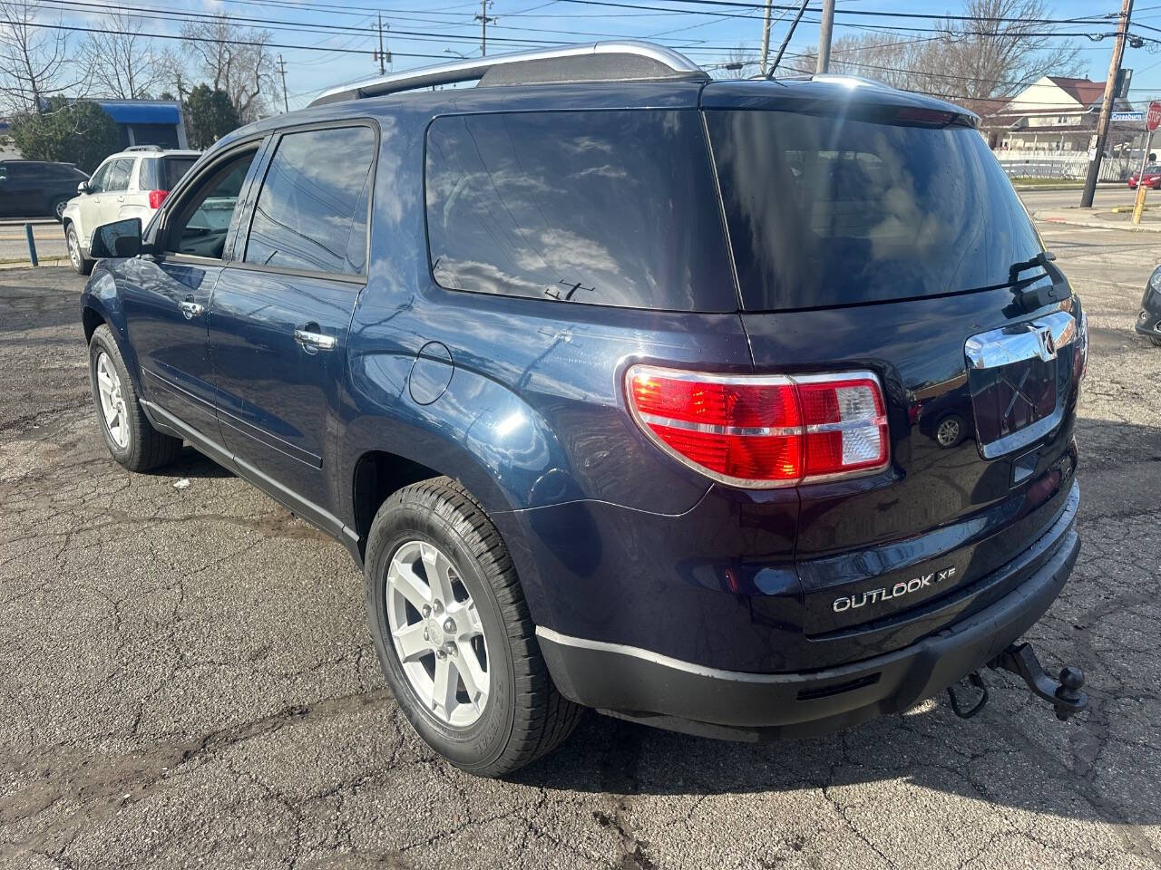 2009 Saturn Outlook for sale at Good Guyz Auto in Cleveland, OH