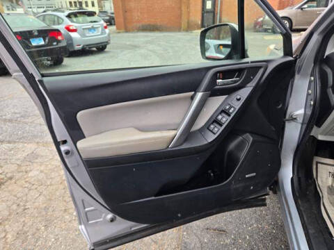 2014 Subaru Forester 2.5i Touring