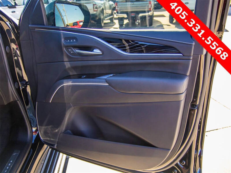 2023 Cadillac Escalade-V