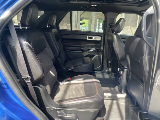 2023 Ford Explorer ST-Line