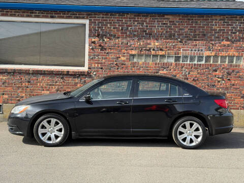 2013 Chrysler 200 LX