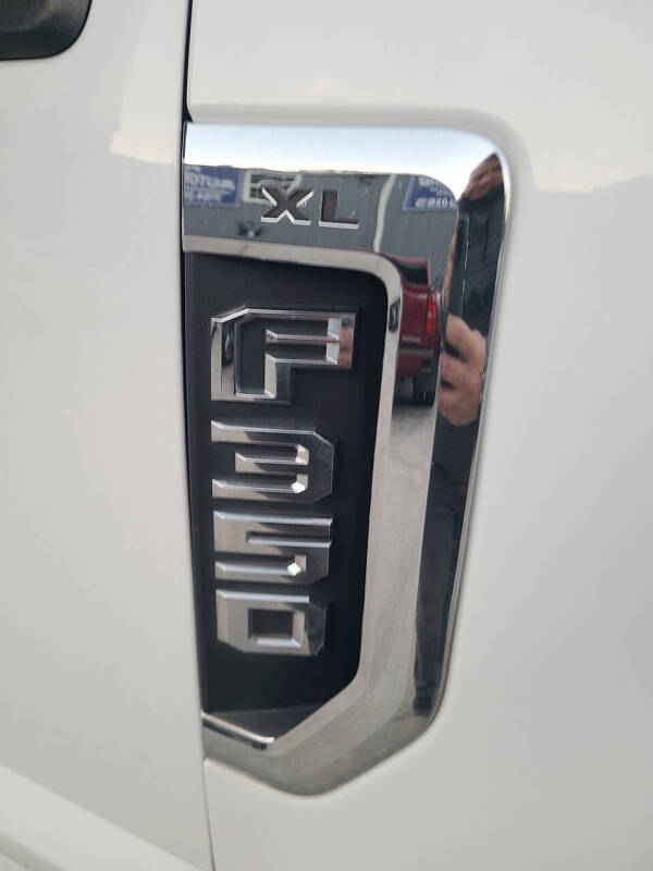 2017 Ford F-350 Super Duty XL