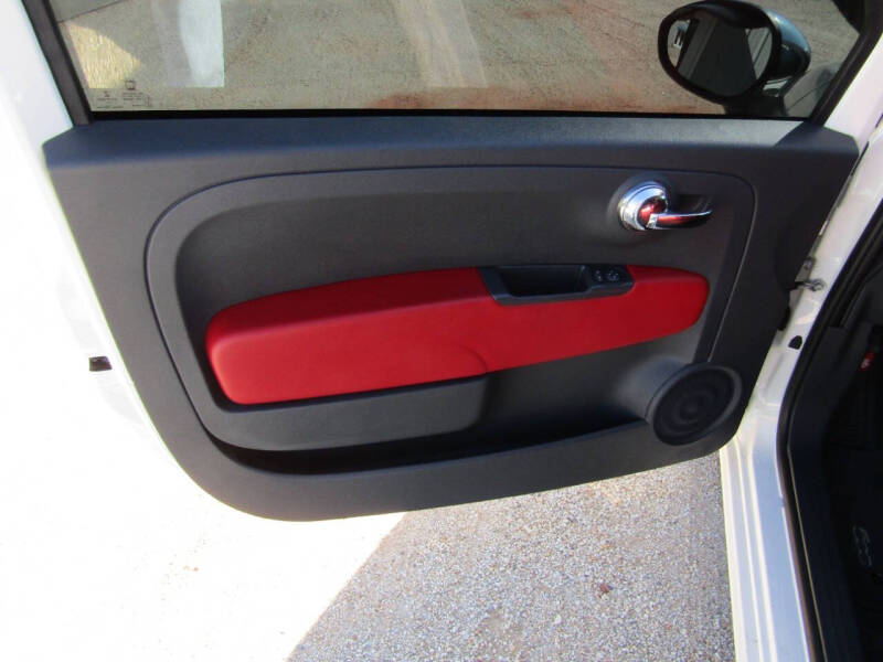 2017 FIAT 500 Lounge