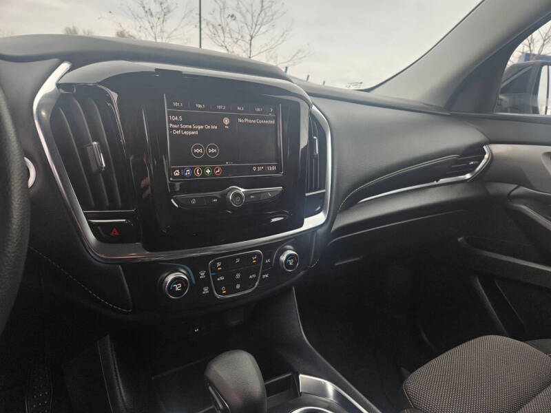 2021 Chevrolet Traverse LS