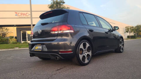 2011 Volkswagen GTI Base PZEV