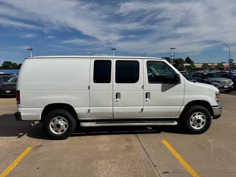2014 Ford E-Series E-250