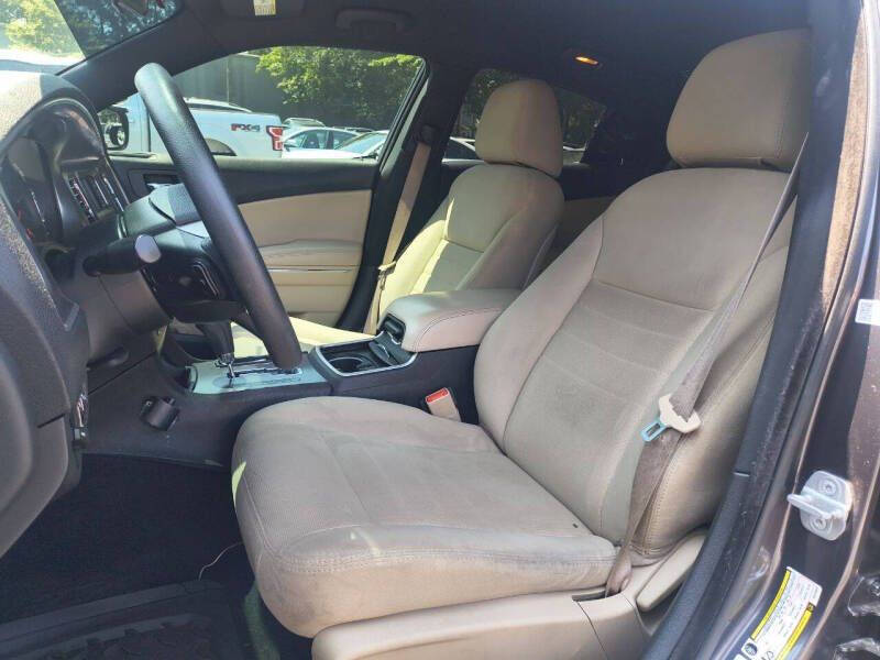 2014 Dodge Charger SE