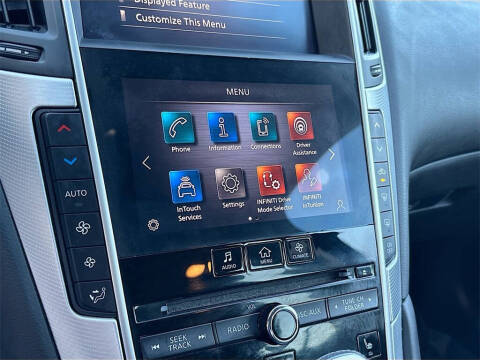 2022 Infiniti Q50 Luxe