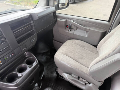 2021 Chevrolet Express 2500