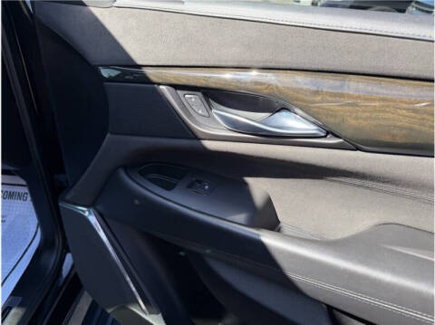 2016 Cadillac Escalade Platinum