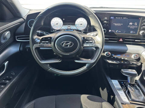 2022 Hyundai Elantra