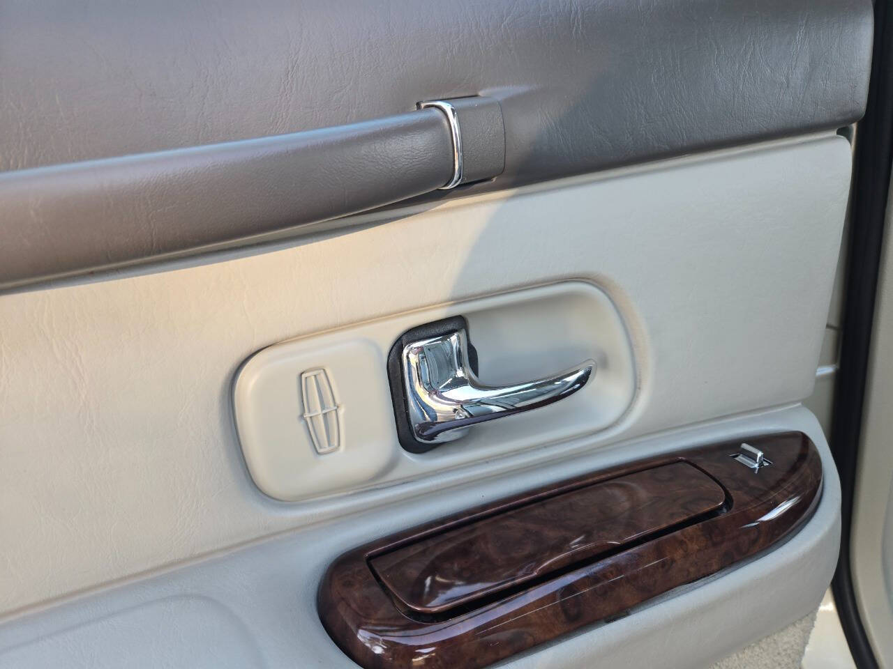 1997 Lincoln Town Car 115