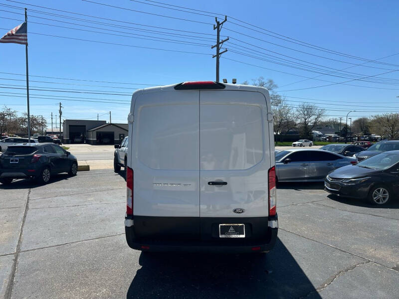 2021 Ford Transit 250