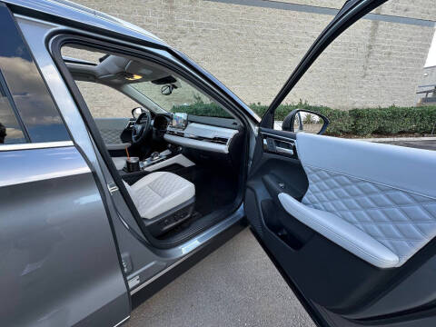 2023 Mitsubishi Outlander PHEV SEL