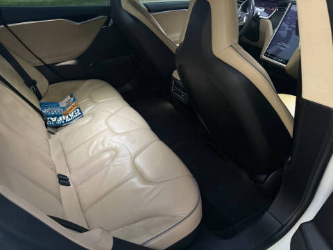 2013 Tesla Model S Performance