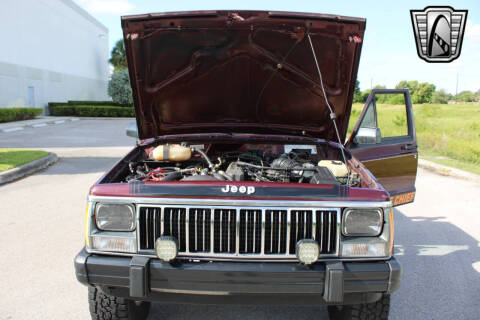 1987 Jeep Comanche Chief