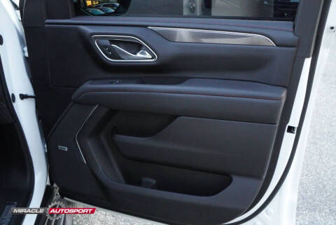 2023 Chevrolet Suburban RST