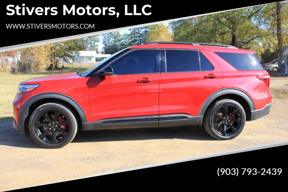 2021 Ford Explorer ST's photo