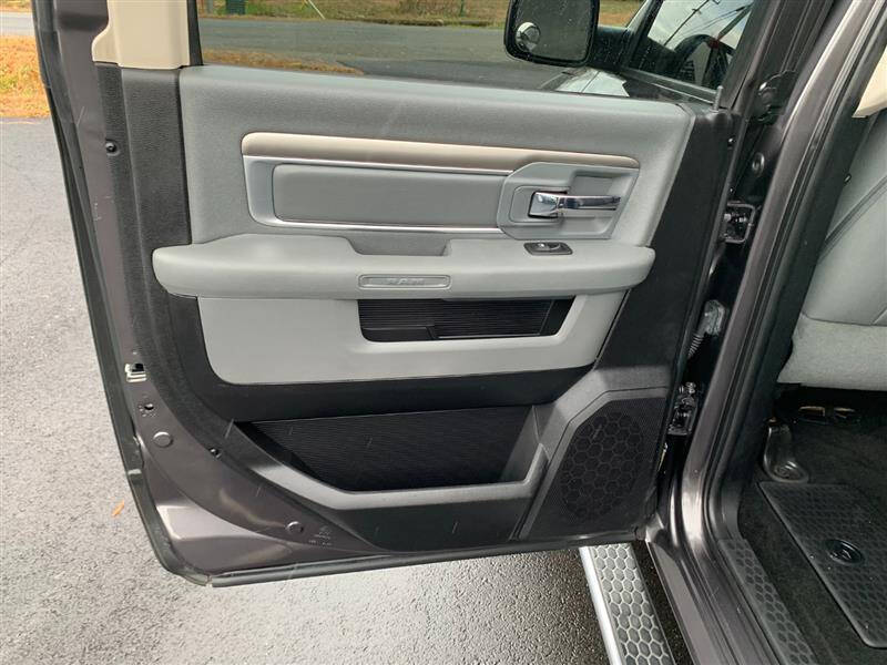 2016 RAM 1500 Big Horn