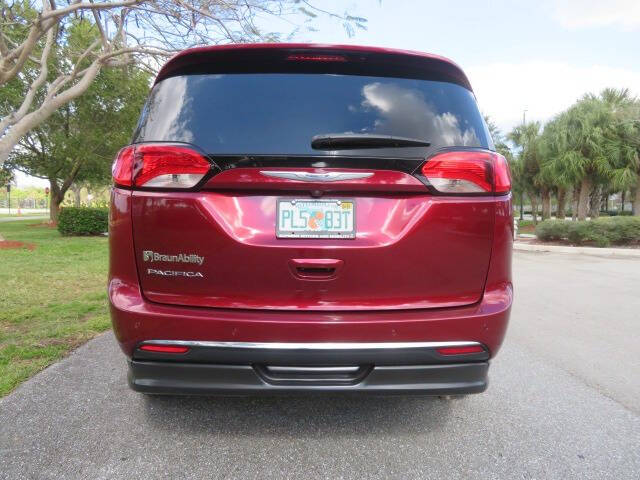 2020 Chrysler Pacifica Touring L Plus