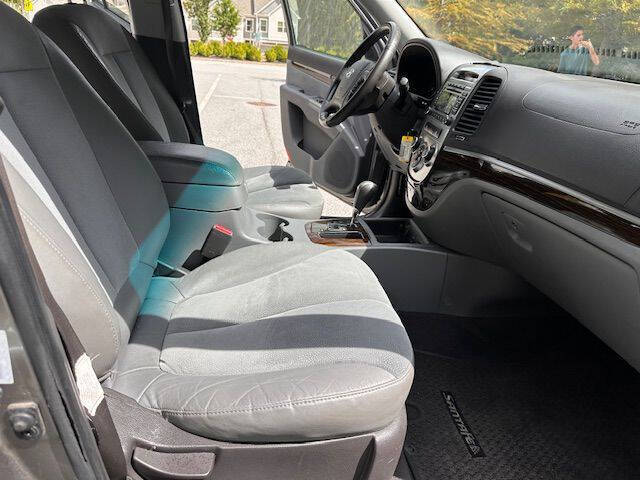 2011 Hyundai Santa Fe SE